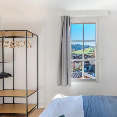 2 With Mountain View * زويسمن