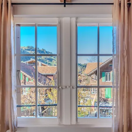 2 With Mountain View شقة *