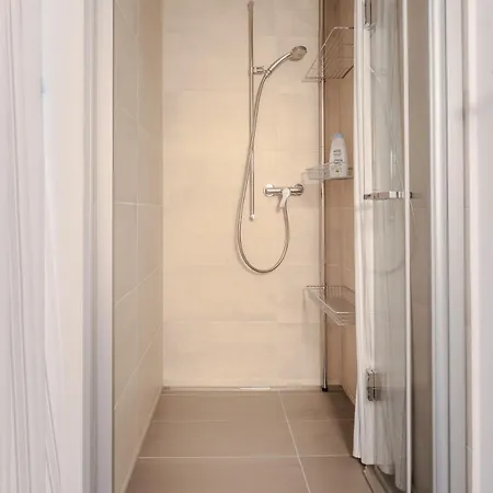 شقة 2 With Mountain View